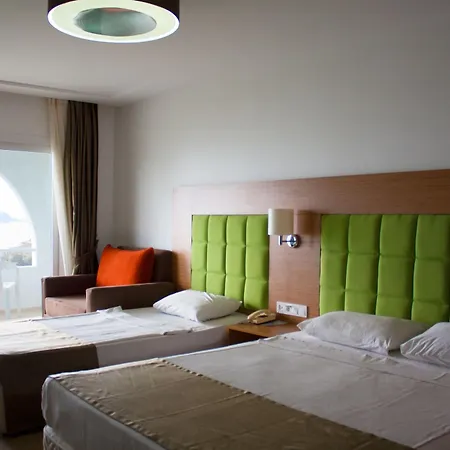 Otel Woxxie Turgutreis