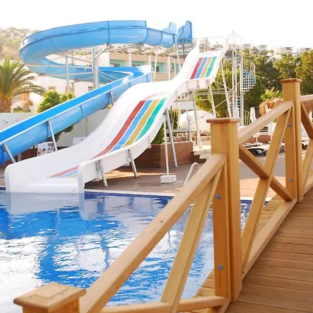 Woxxie Otel Turgutreis